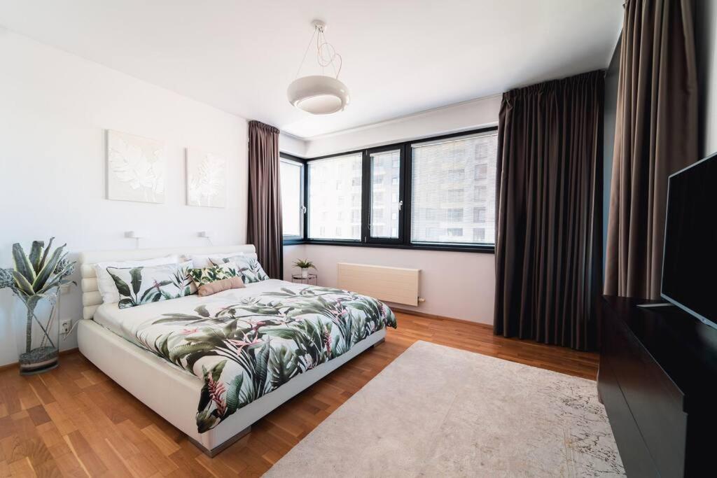 Prague Marina River View Apartment Close To City Centre Free Parking Екстериор снимка