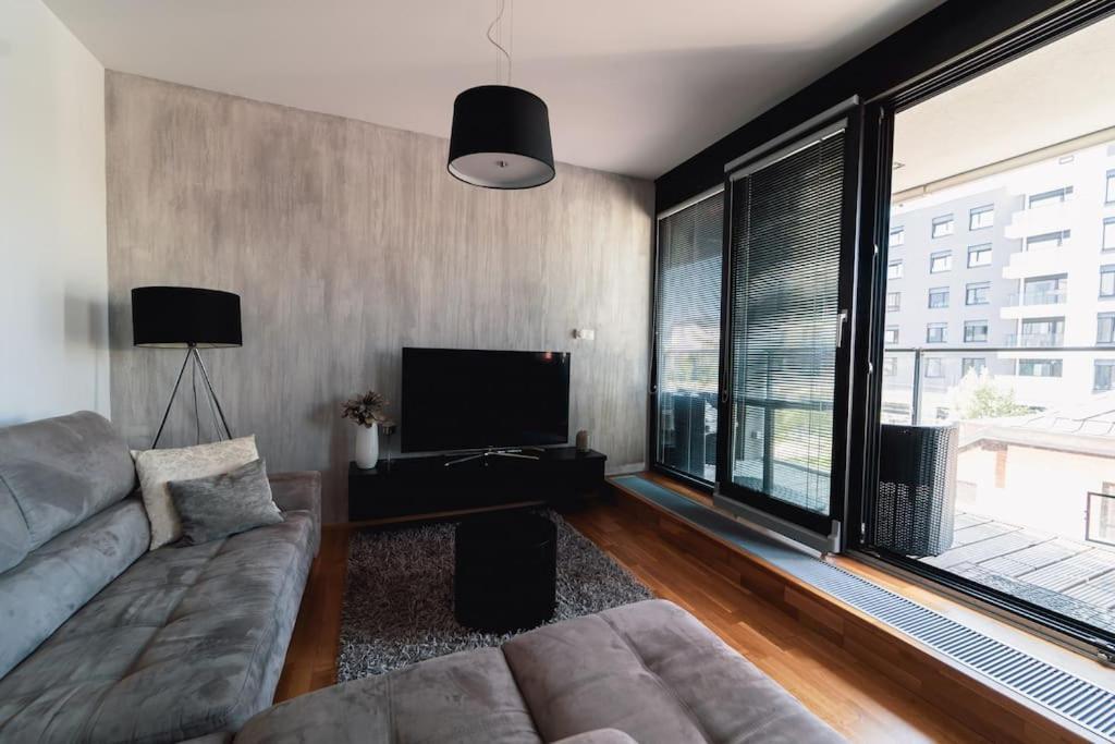 Prague Marina River View Apartment Close To City Centre Free Parking Екстериор снимка
